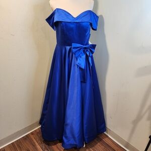 Wear Your Love Elegant Off-Shoulder Blue Gown with Bow Fits M NWT